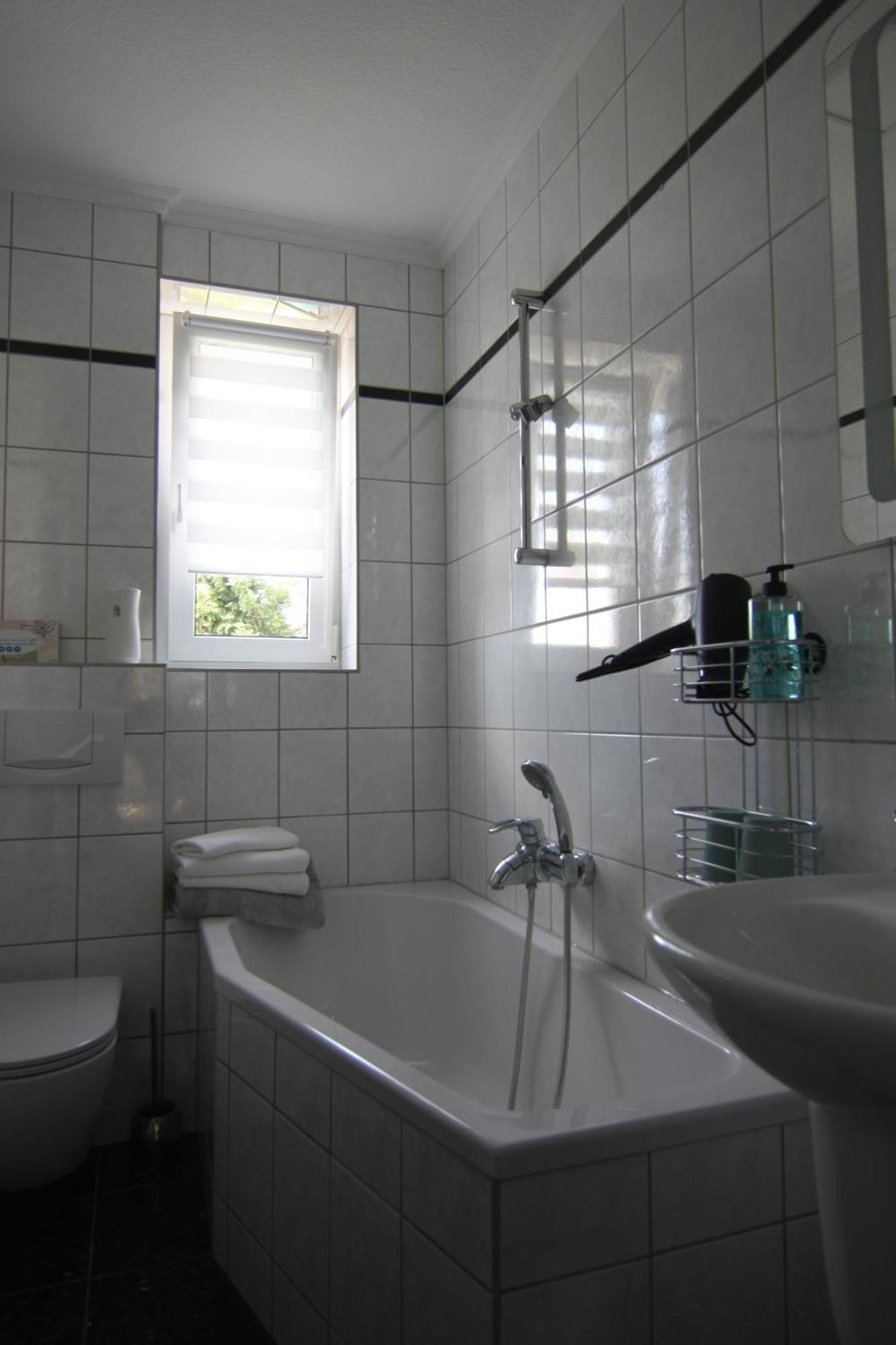 Wohnung In Stadtvilla, Dessau-Ziebigk Buitenkant foto